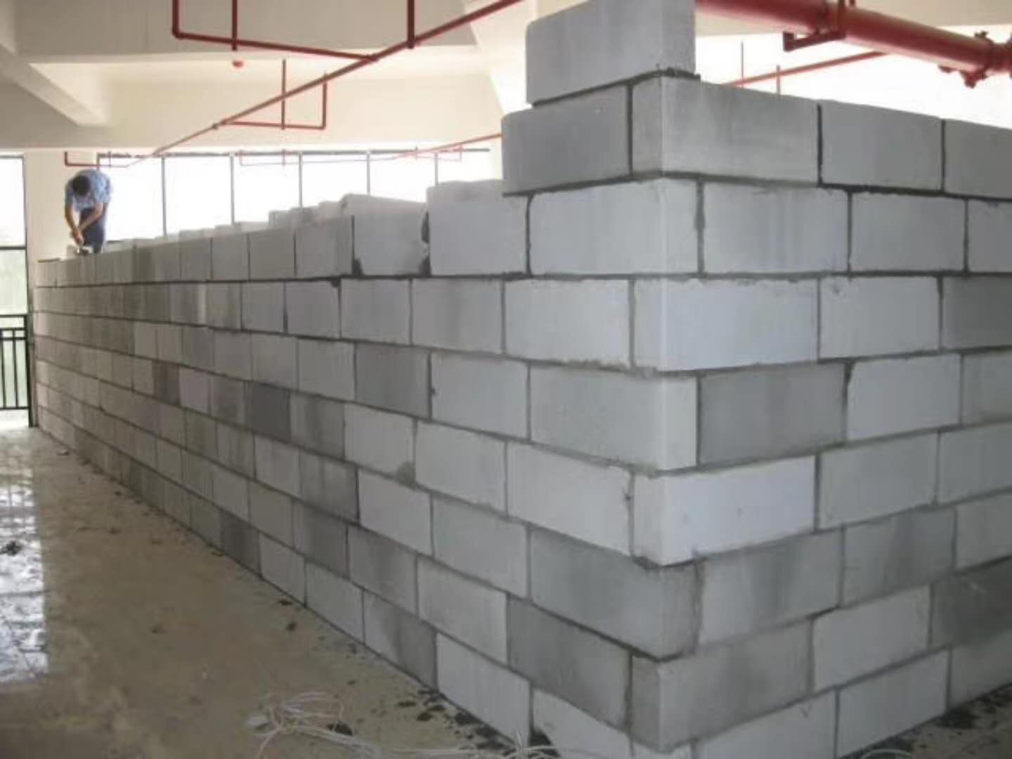 舞阳蒸压加气混凝土砌块承重墙静力和抗震性能的研究